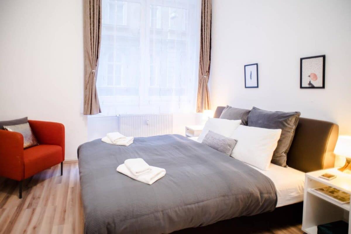Very Central Spacious Ac Apartment Budapest Exterior photo