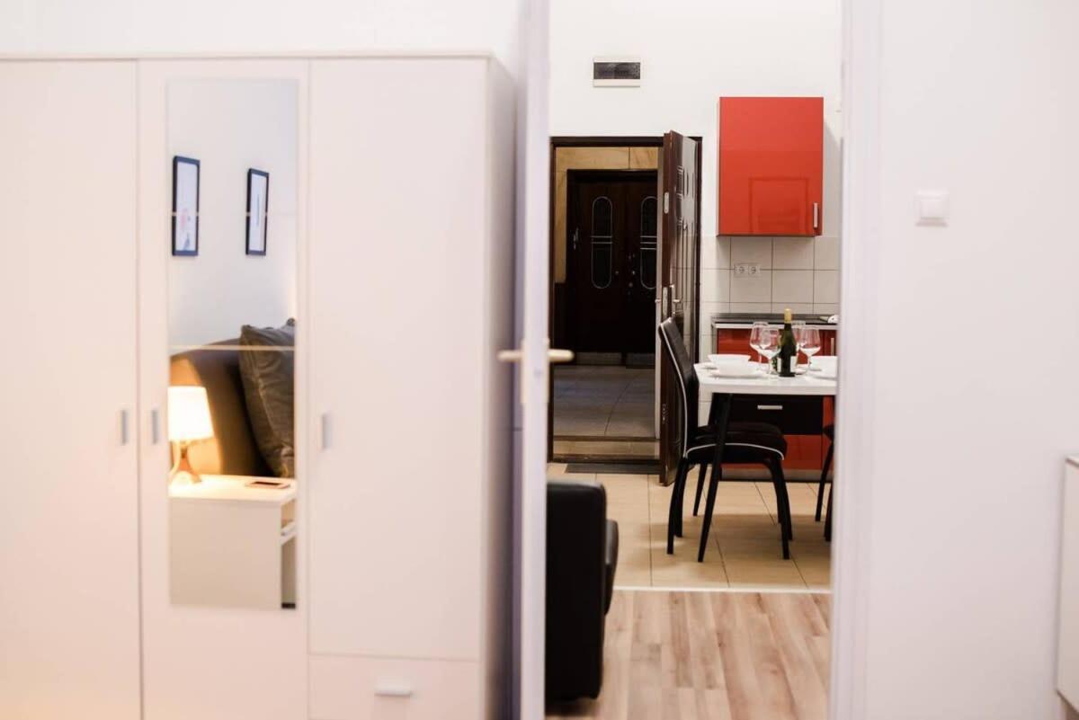 Very Central Spacious Ac Apartment Budapest Exterior photo
